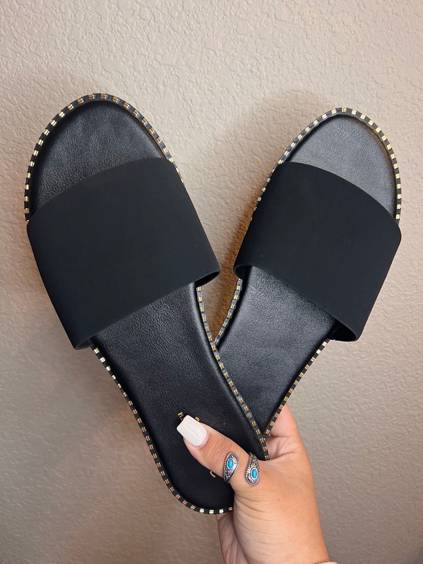 Zaira Sandal